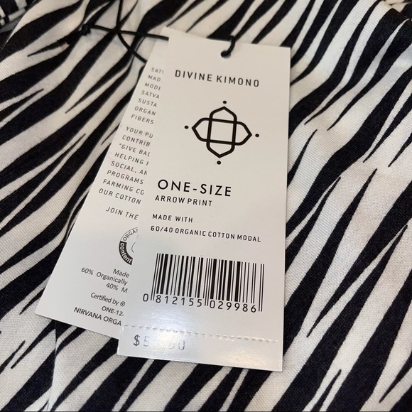 Satva Movement Arrow Print Divine Kimono Wrap - Picture 9 of 12